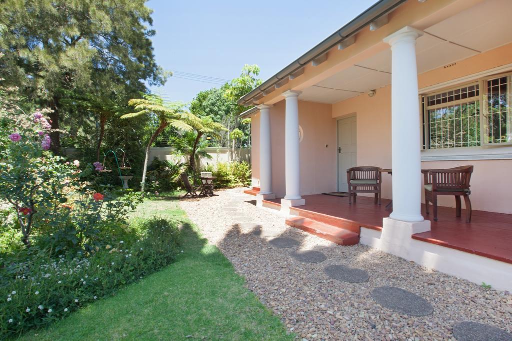 Medindi Manor Hotel Cape Town Exterior photo