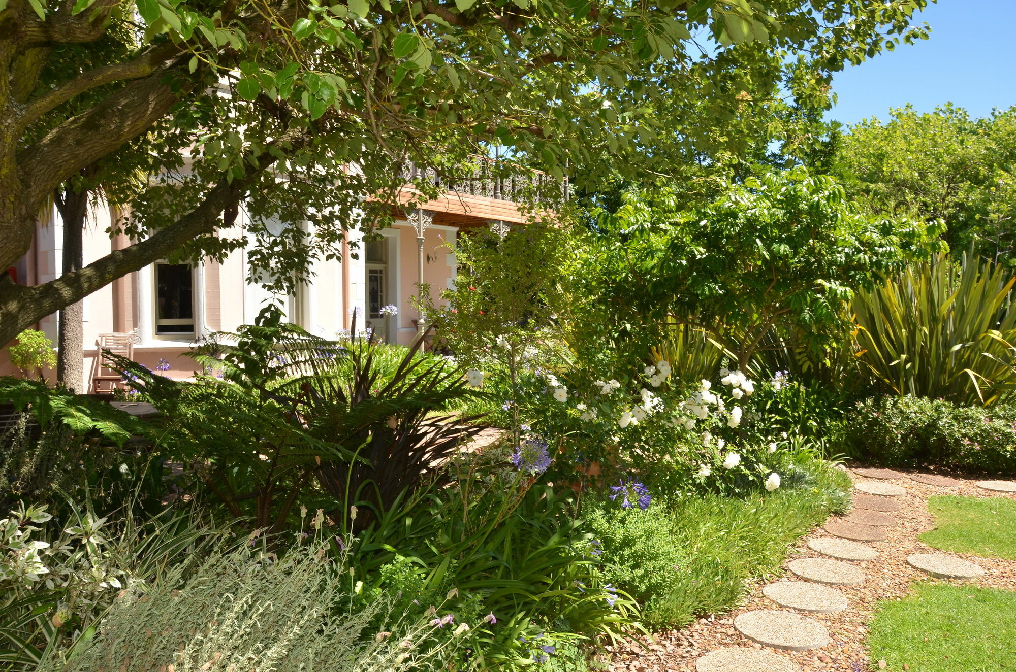 Medindi Manor Hotel Cape Town Exterior photo