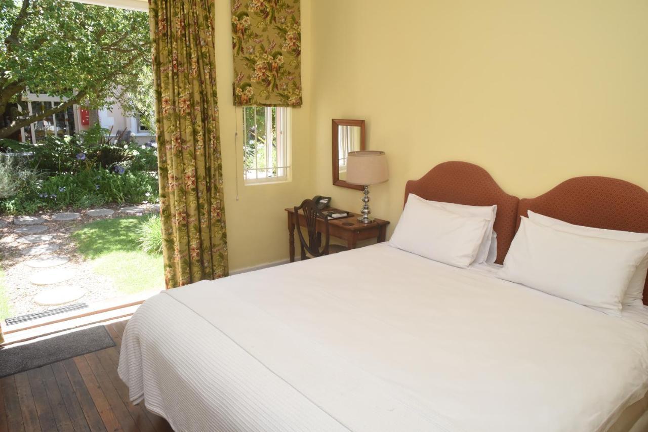 Medindi Manor Hotel Cape Town Exterior photo